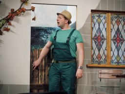 Im Kloster ist der Teufel los